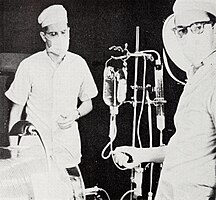 Artificial kidney (Kolff type) in operation.jpg